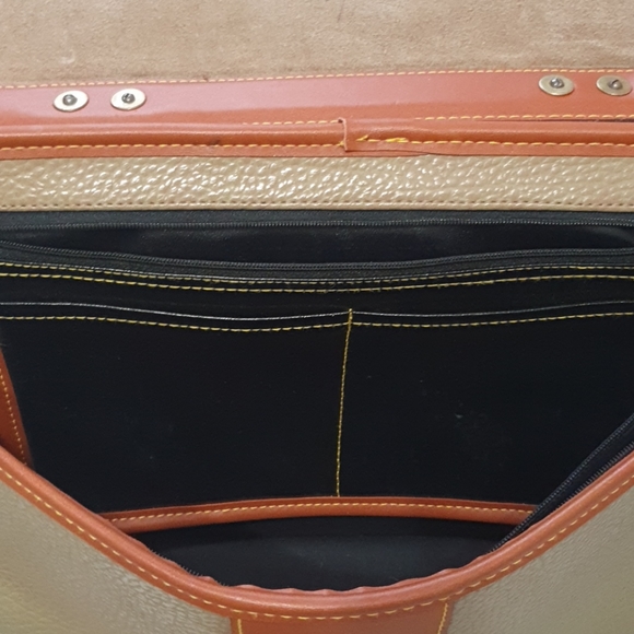 Vintage Dooney and Bourke Taupe Leather Briefcase - Picture 12 of 14